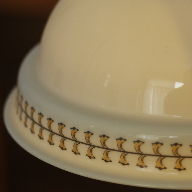Détail de la suspension en céramique blanche AZURA d'inspiration japonaise – Ambiance Éclat